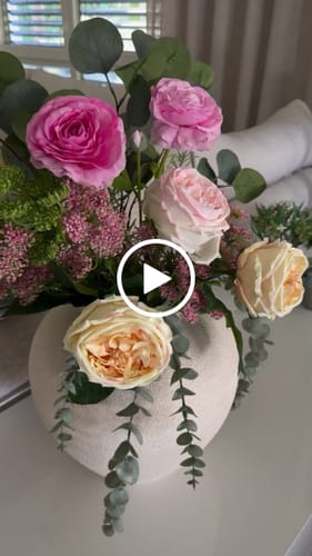 Customer video review of Sena Vase - Crème