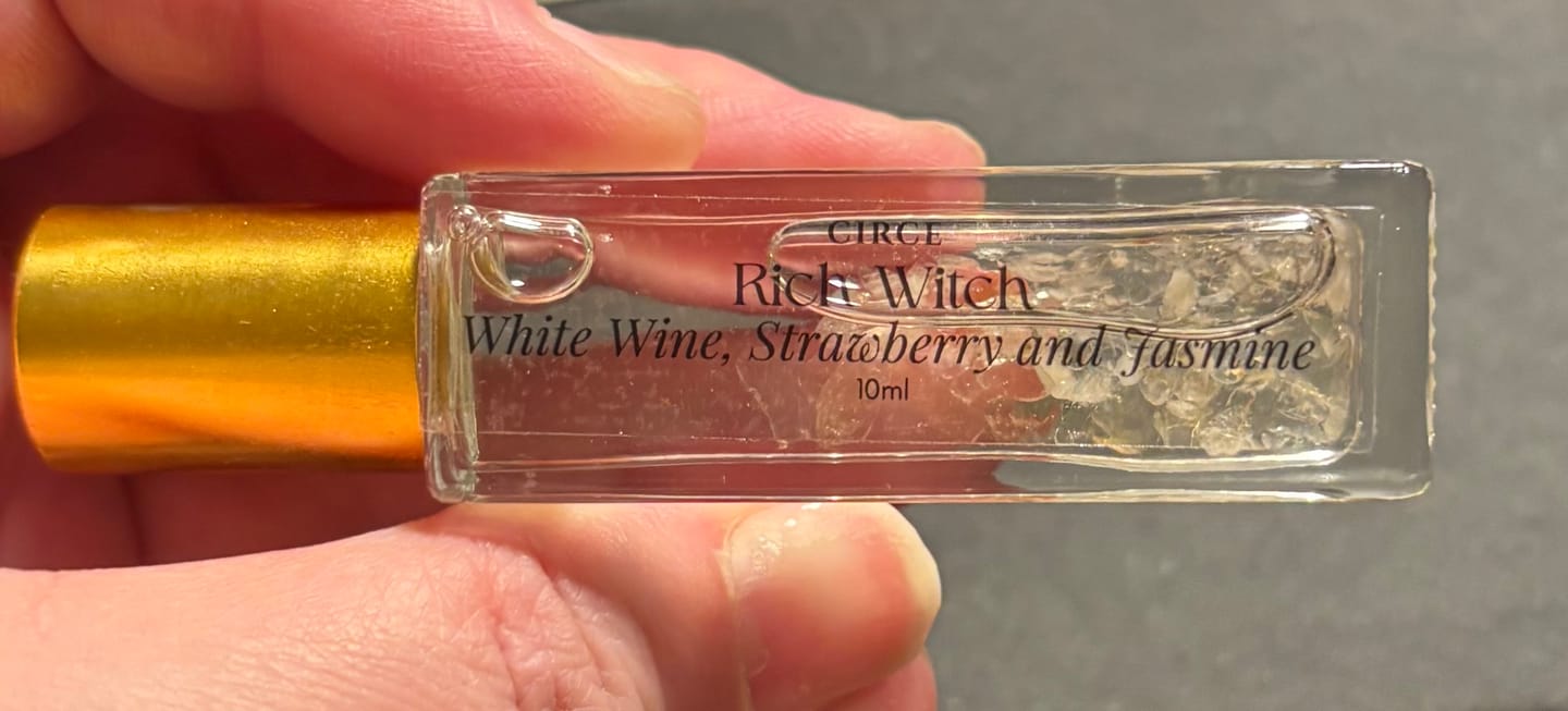 Customer photo review of Rich Witch Aromatherapy Potions – Abundance & Magnetism