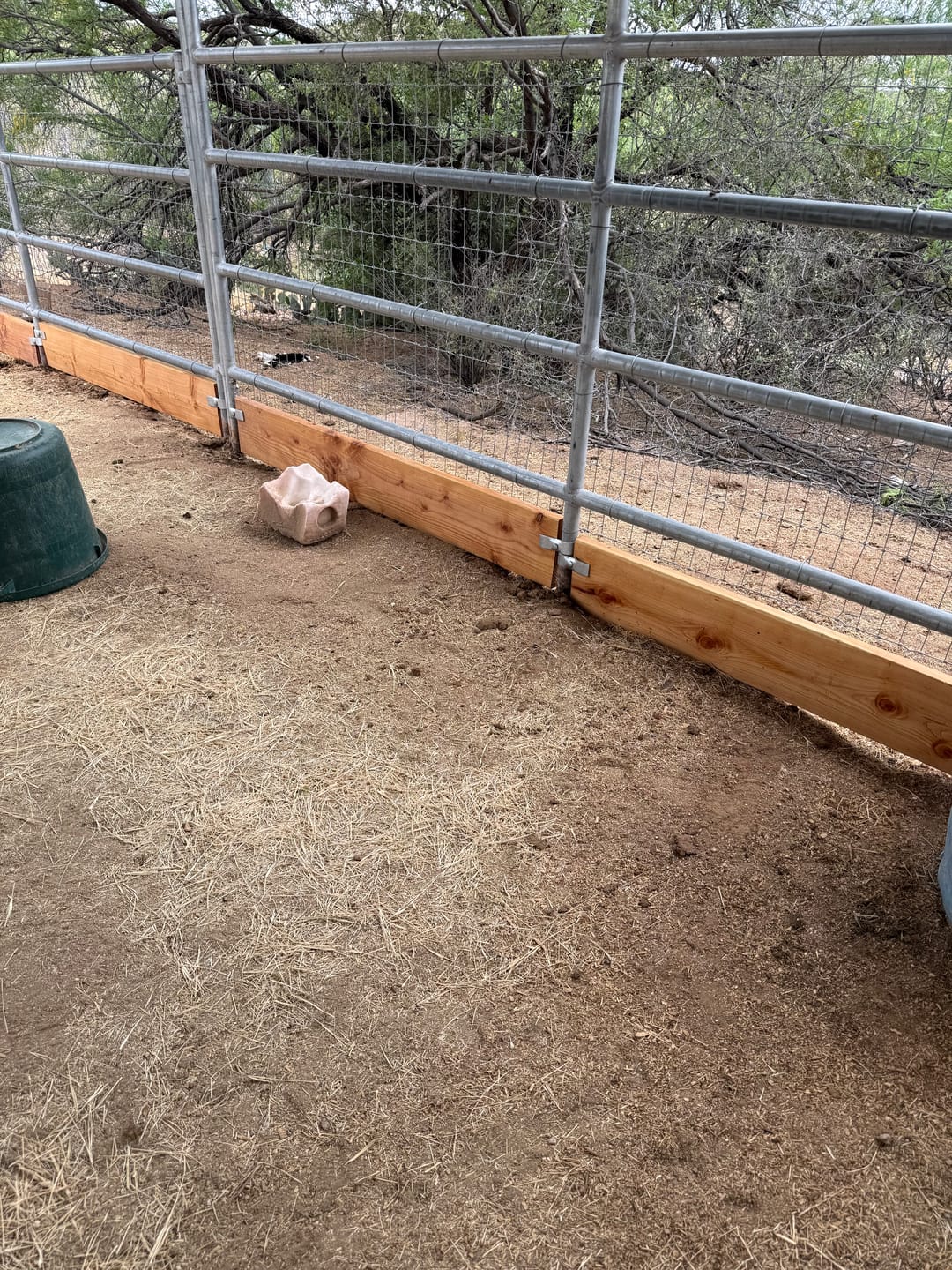 Customer photo review of 1-7/8" Panel Clamp | Attach Wood to Horse Corral Panels