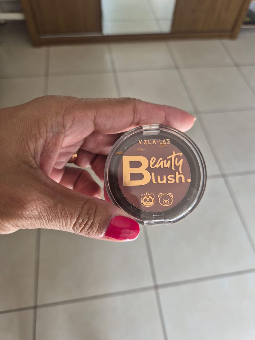 Customer photo review of Beauty Blush Compacto Red Mocha - Vizzela + La’s