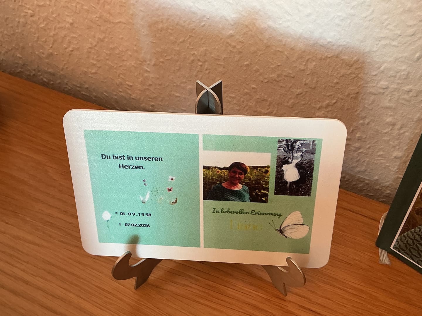 Customer photo review of Schilderständer aus V2A Edelstahl – Präsentationsständer für Schilder & Deko