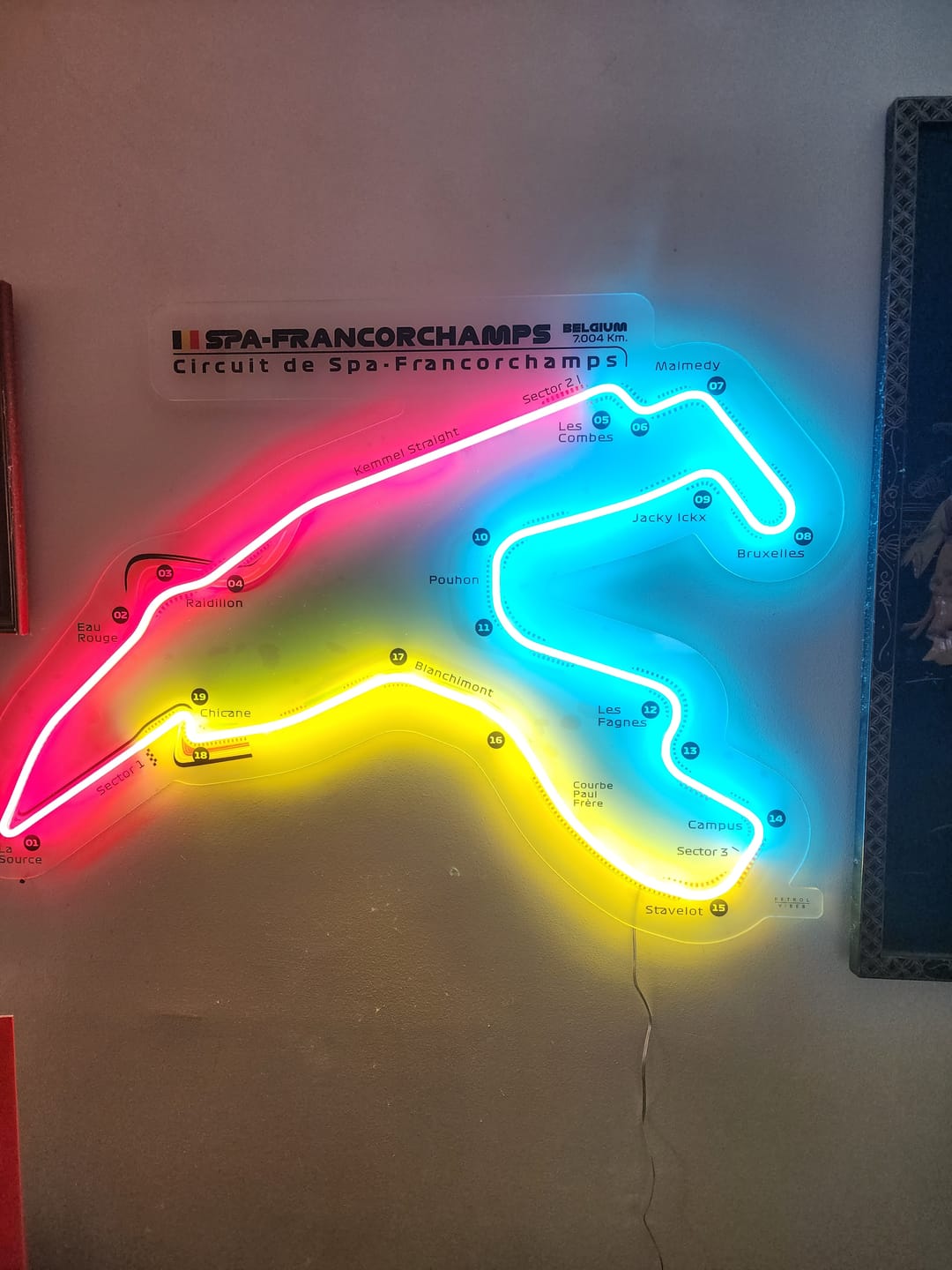 Customer photo review of Circuit De Spa-Francorchamps Neon Race Track