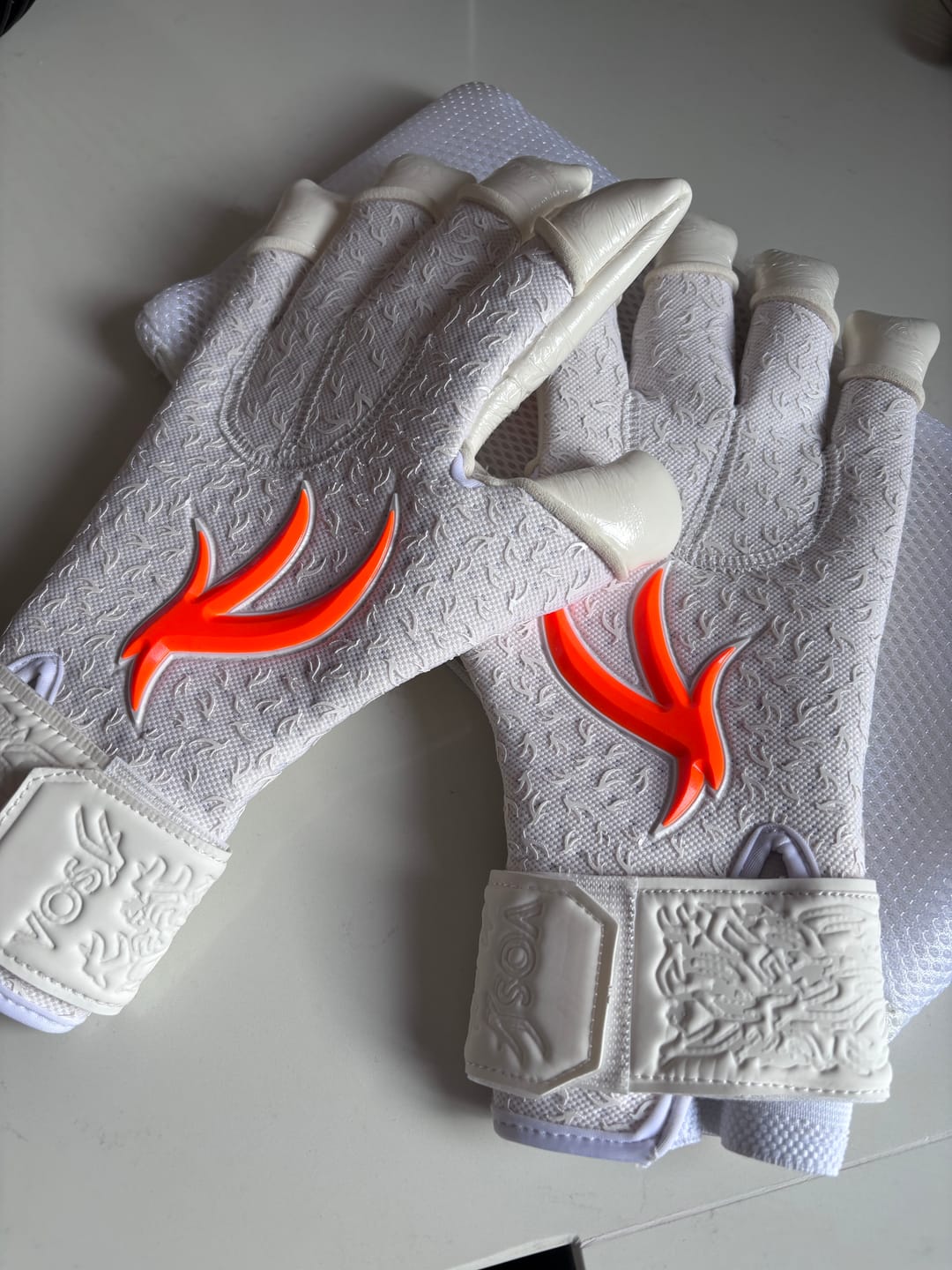 Customer photo review of VOS Match Tenax - White/Surge Orange