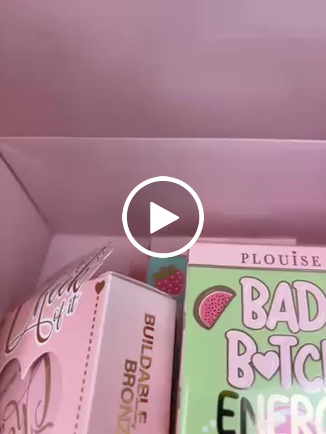 Customer video review of P.Louise Cheek Of It Liquid Highlighter