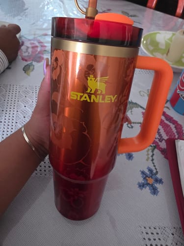 Customer photo review of Stanley 1913 x LoveShackFancy Quencher H2.O Flowstate™ Tumbler with Handle | 1.18L