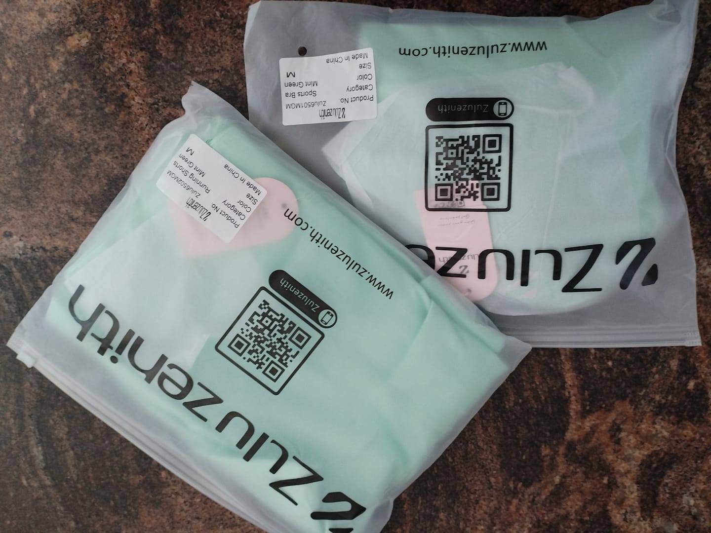 Customer photo review of 8-Inch Running Set with Lightweight Sports Bra and Pocket Shorts