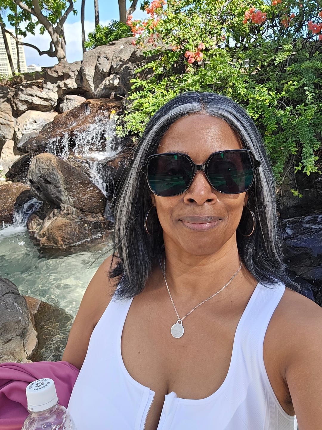 Customer photo review of Sensationnel Dashly Salt & Pepper 4" Deep Part HD Lace Front Wig - SP LACE UNIT 1