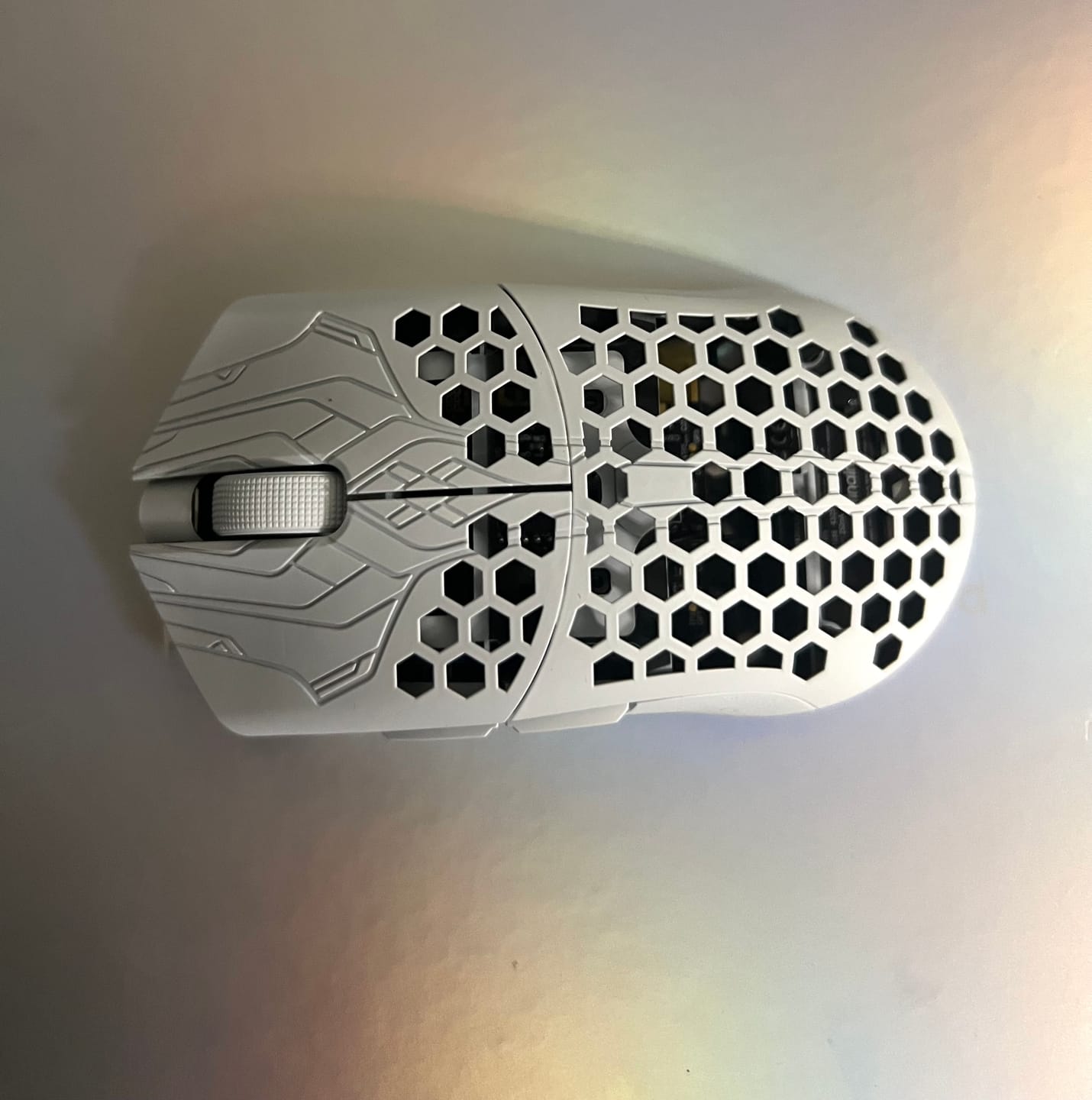 Customer photo review of Finalmouse ULX Frostlord Karbon Fiber Wireless Mouse