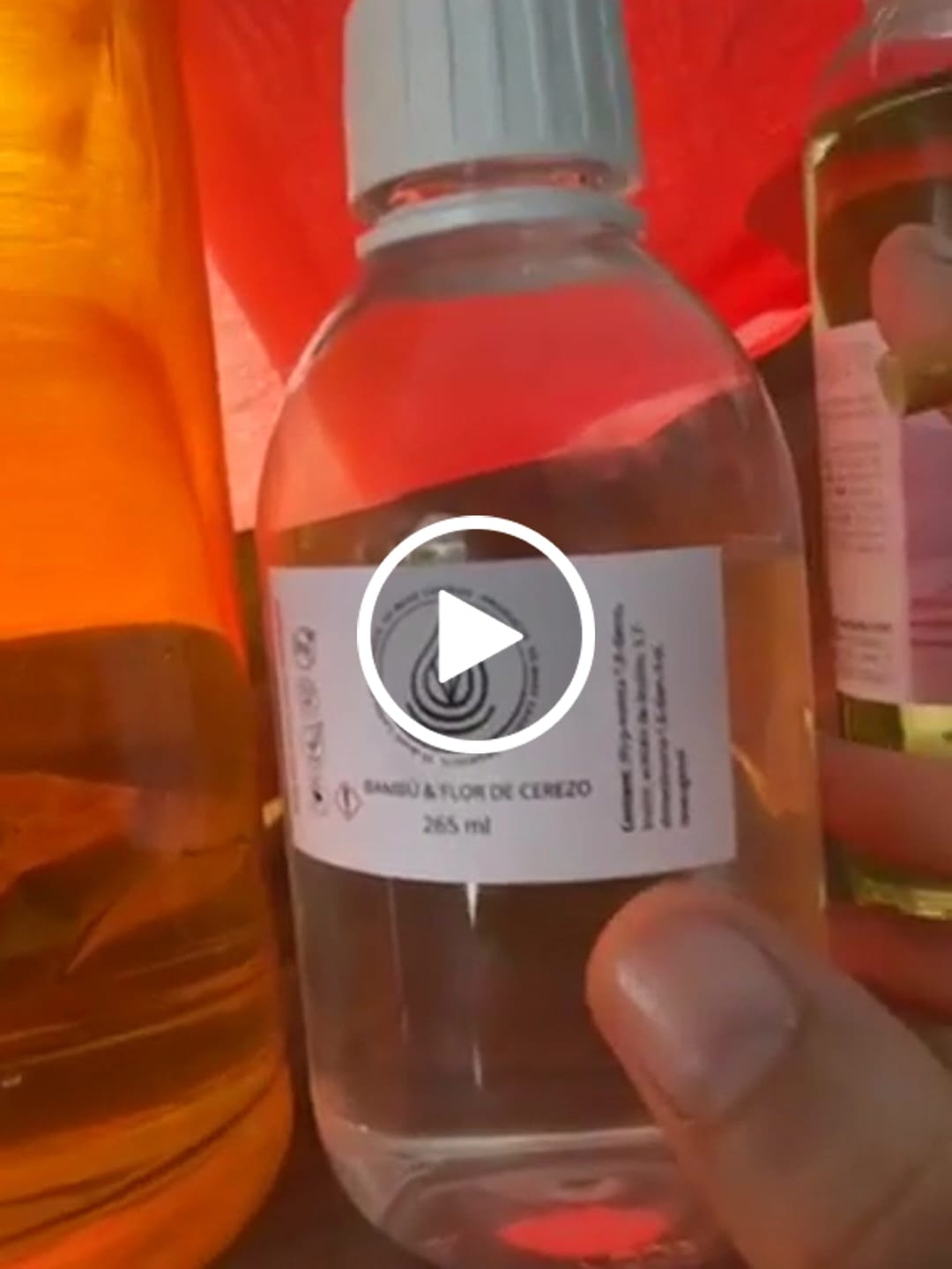 Customer video review of Fragancia BAMBÚ & FLOR DE CEREZO