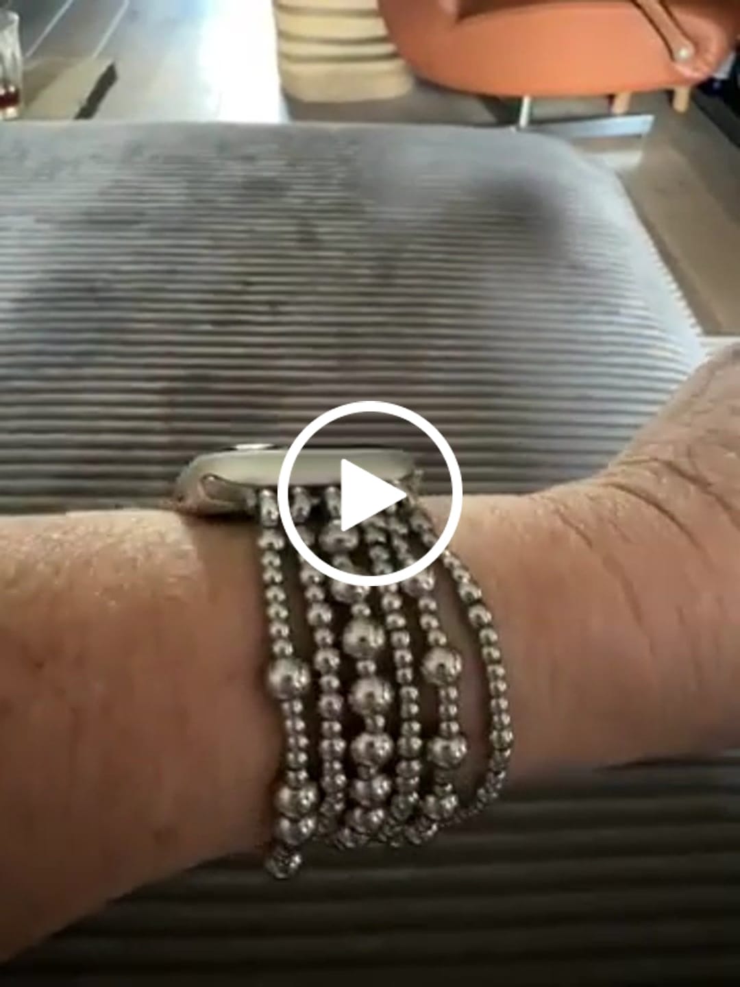 Customer video review of Platinum Demure Stretch Apple Watch Strap