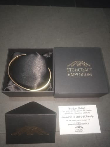 Customer photo review of Personalised Classic Bracelet