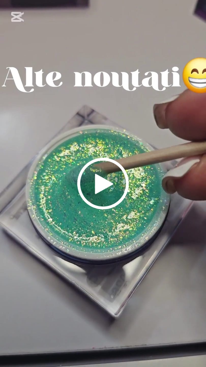 Customer video review of Mermaid 04 Builder Gel