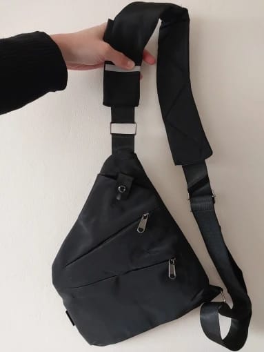 Customer photo review of SecuBag | Anti-Theft Urban Crossbody Bag