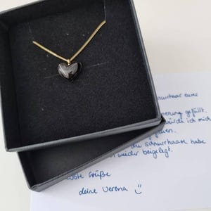 Customer photo review of Erinnerungskette mit personalisiertem Fellanhänger, Herz