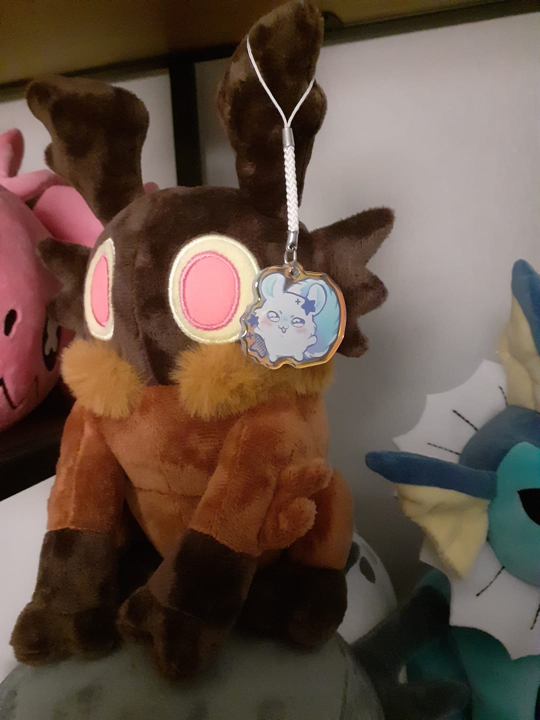 Customer photo review of Rain World - Brown Scavenger Plush