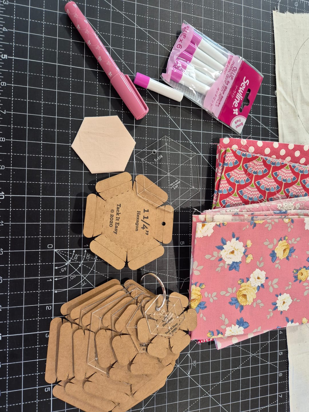 Customer photo review of SEWLINE GLUE PEN REFILS X6