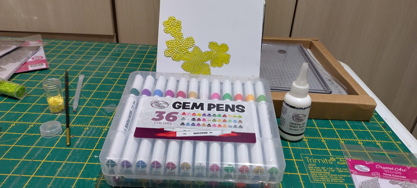Customer photo review of Crystal Art Magic Glue 50ml
