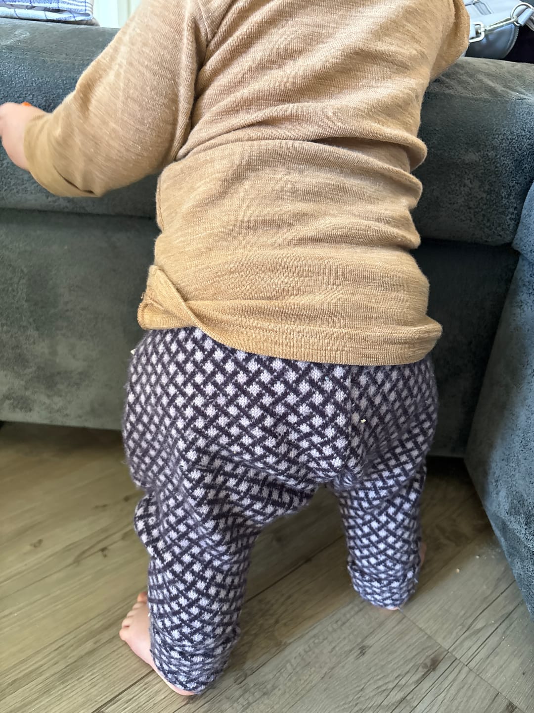 Customer photo review of Kaschmir Baby Mitwachshose Lila
