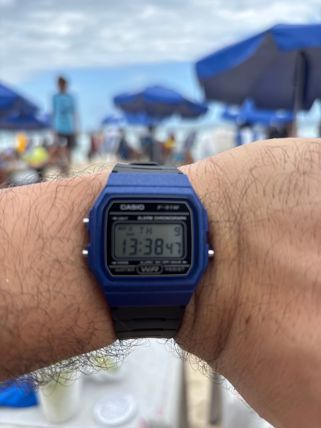Customer photo review of Reloj Casio Vintage F-91WM-2ADF Azul/Negro