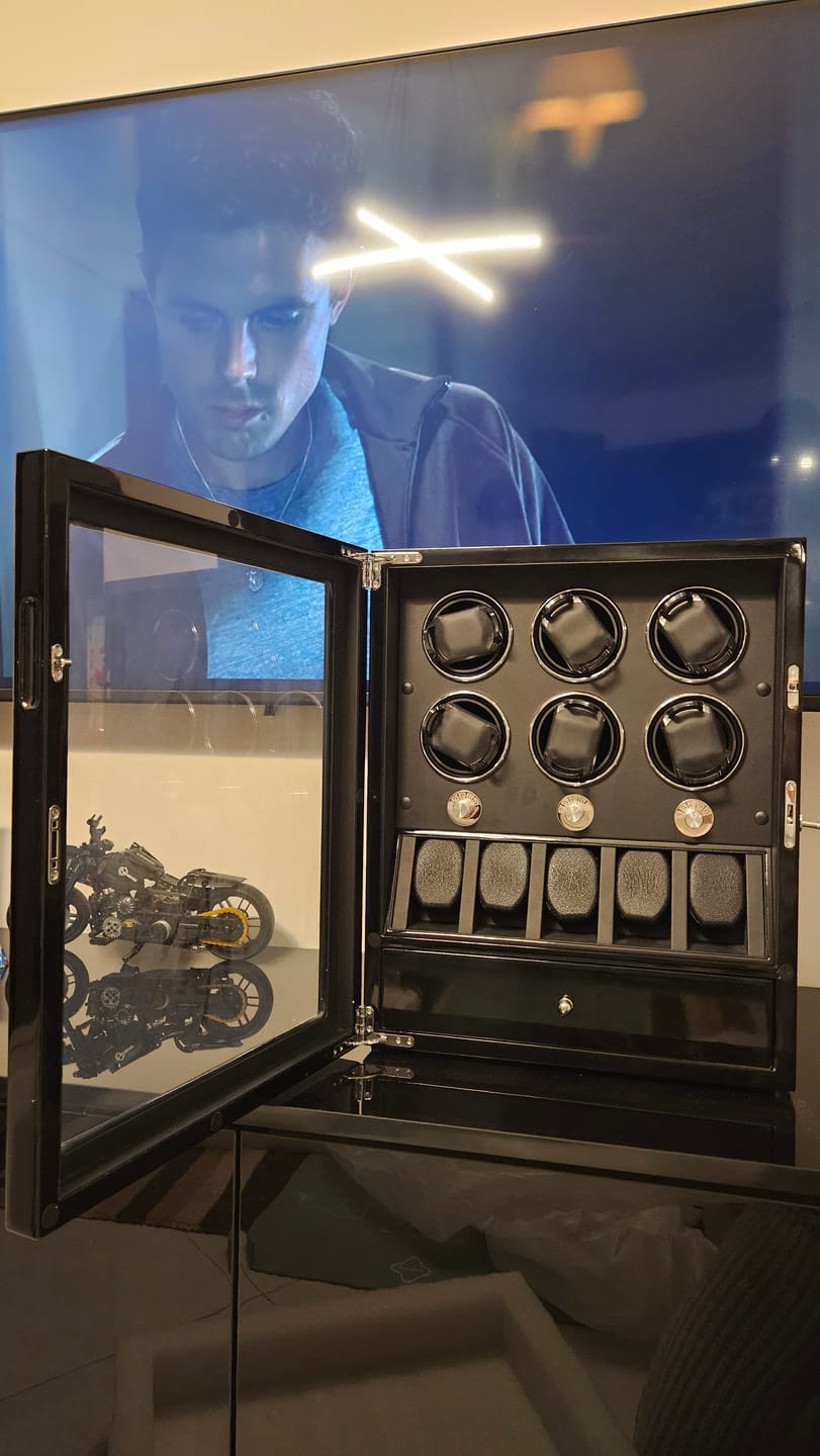 Customer photo review of Compact 6 Watch Winders with 5 Watches Organizer Storage Space Quiet Mabuchi Motor