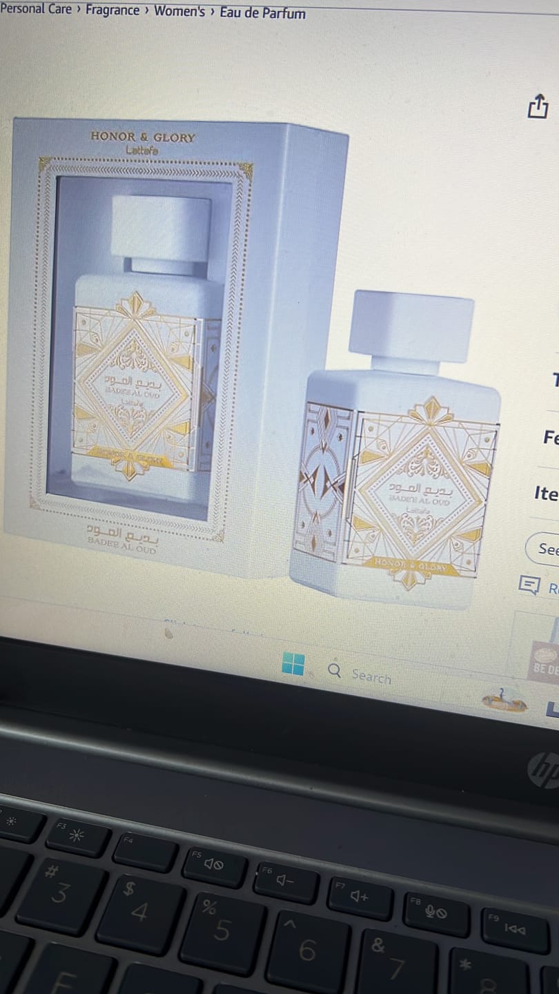 Customer photo review of Lattafa Badee Al Oud Honor and Glory Perfume Spray, 100 mL (3.4 fl oz)