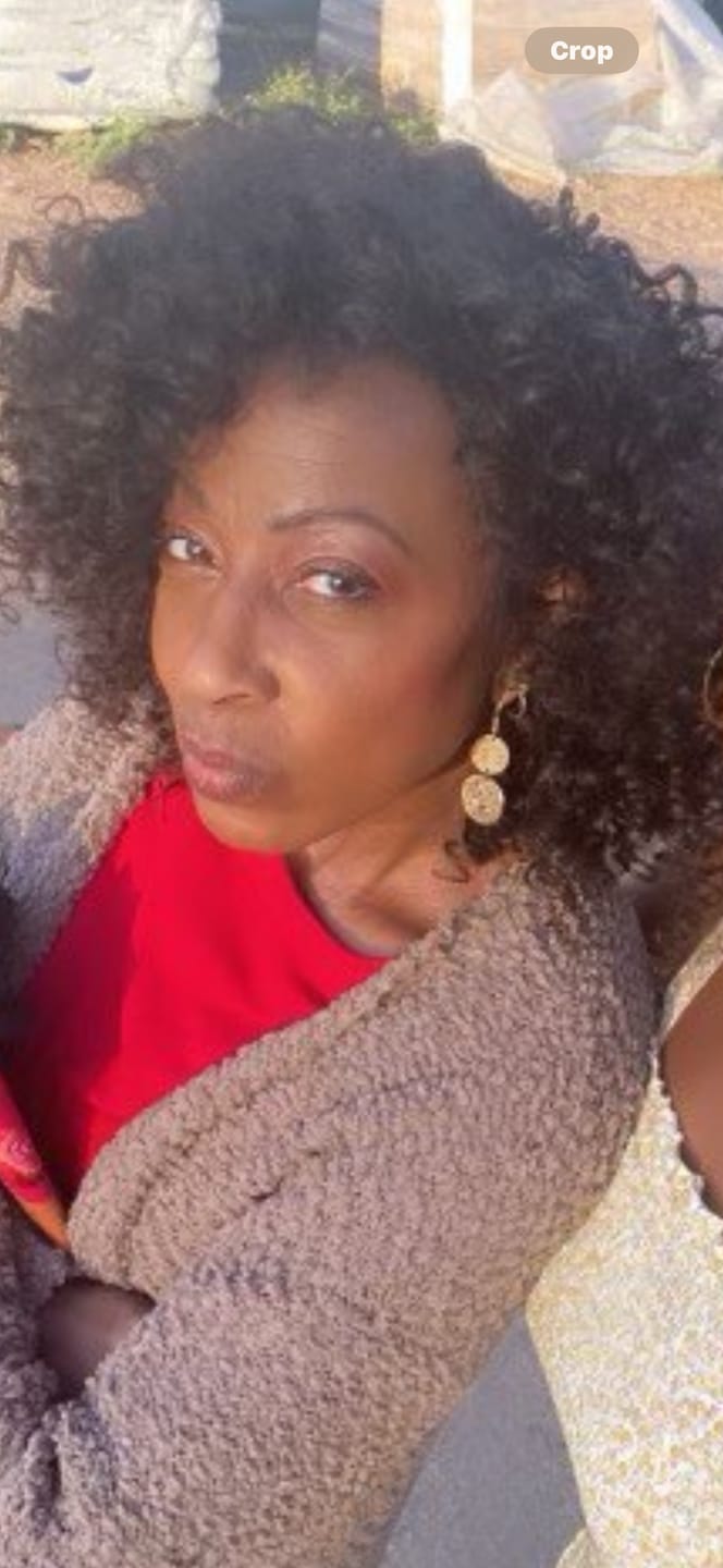 Customer photo review of BOBBI BOSS Full Wig - OTTO-M879