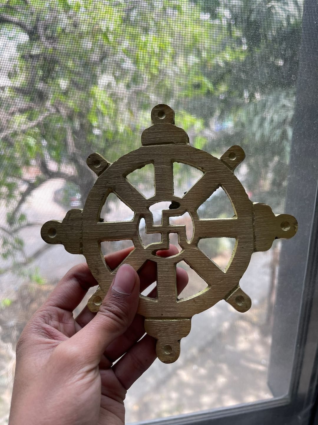 Customer photo review of Brass Chakra Satiya Helix – Vastu Remedy for West Direction Correction | Energy Balance Support | 4.5 Inch