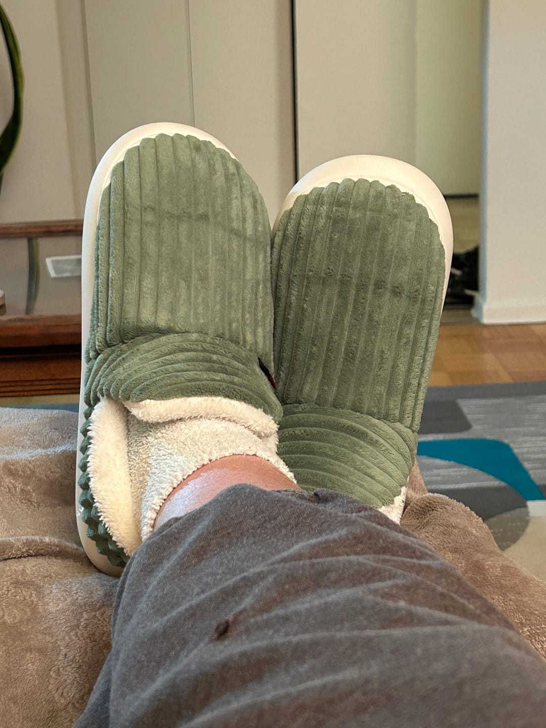 Customer photo review of Allure Ultra-Soft Fleece Slipper