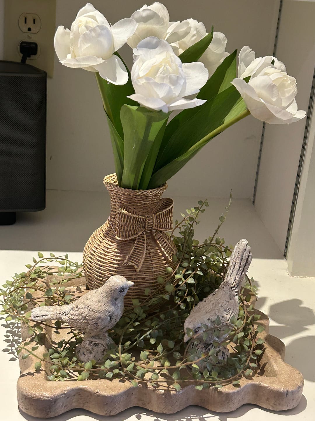 Customer photo review of Real Touch Hybrid Tulip Bundle | White