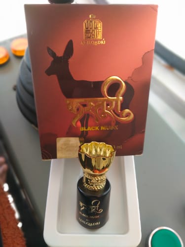 Customer photo review of Kasturi Musk Attar Perfume 5.5 ML