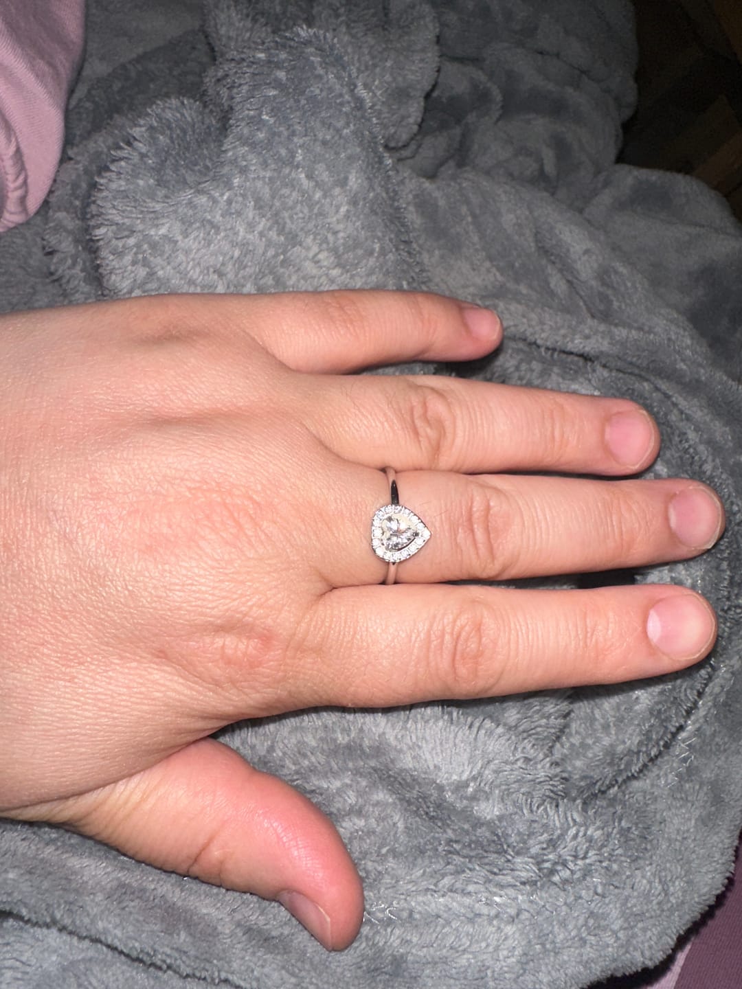 Customer photo review of Herz Zirkonia Ring