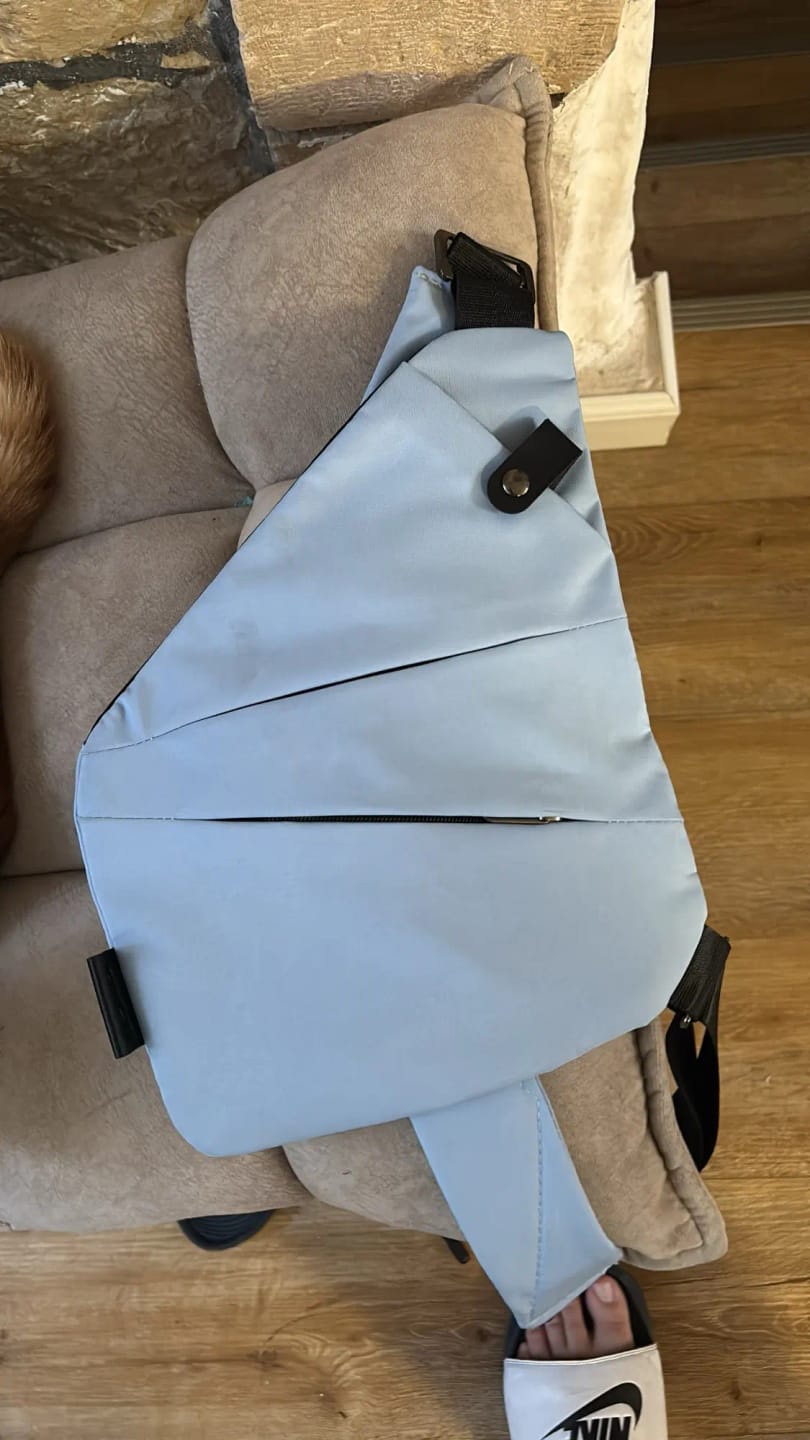 Customer photo review of SecuBag | Anti-Theft Urban Crossbody Bag