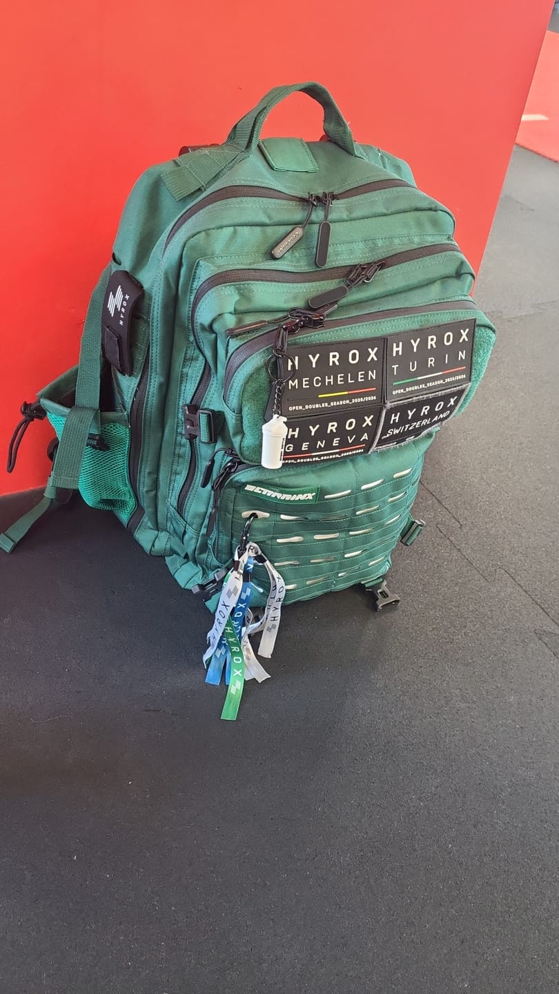 Customer photo review of Mochila Táctica V2 45L All In Dust Green