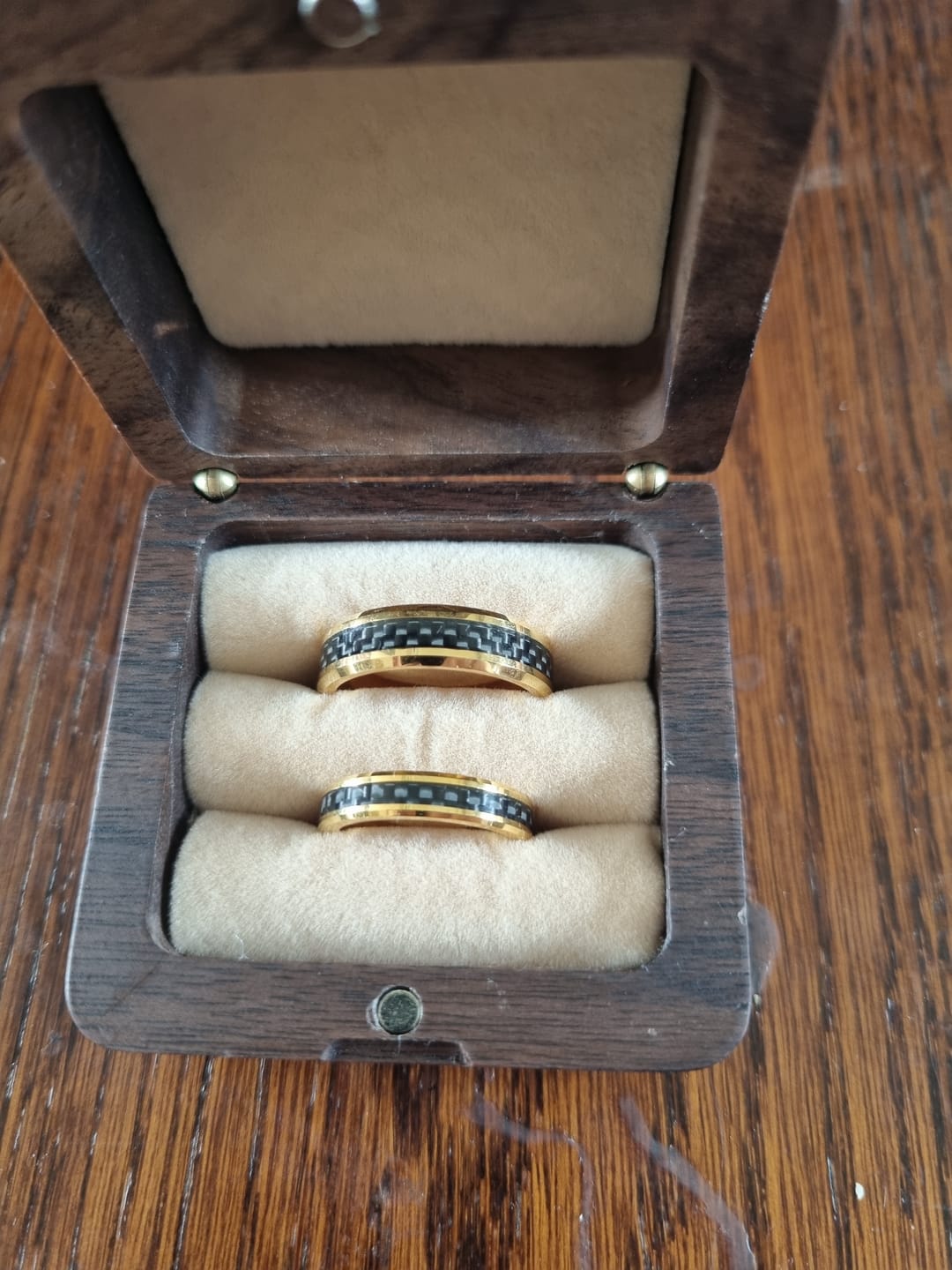 Customer photo review of The Third Dimension 6mm Wonder Ring