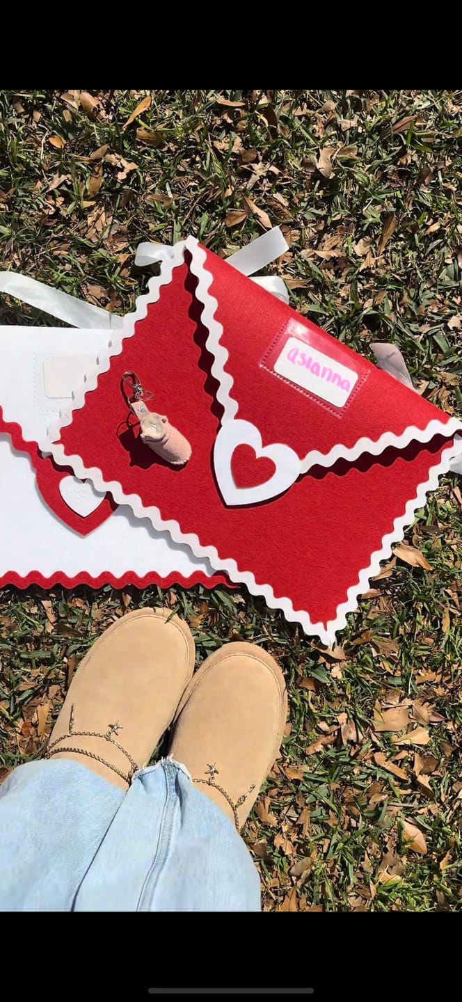 Customer photo review of LEXI TOFFEE