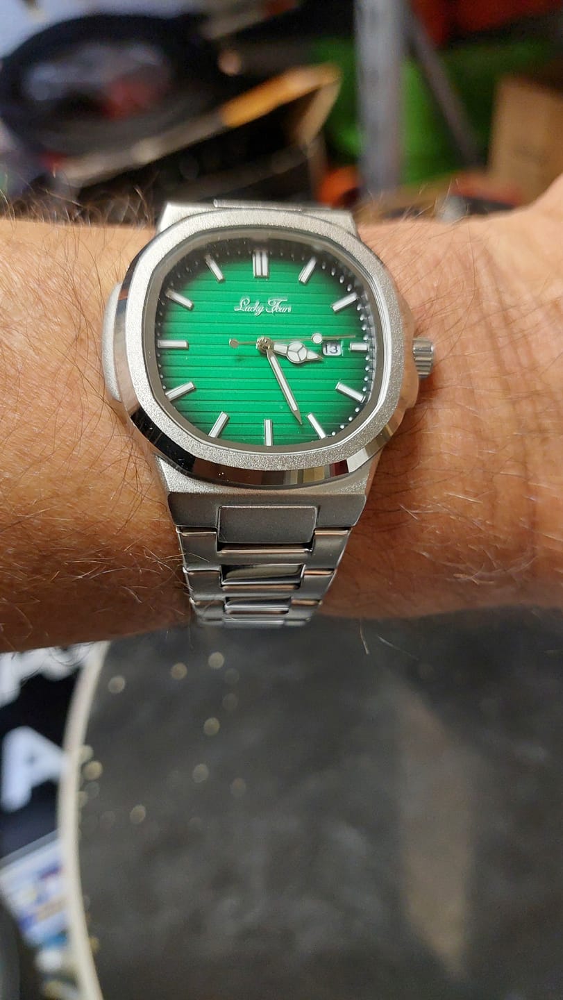 Customer photo review of Lucky Fours® Caspian