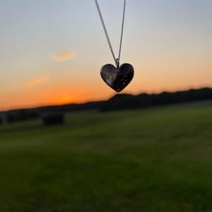 Customer photo review of Erinnerungskette mit personalisiertem Fellanhänger, Herz