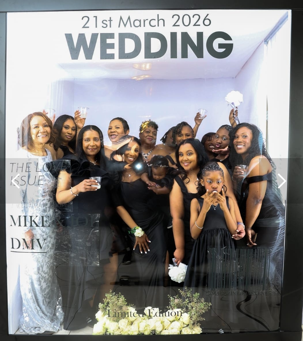 Customer photo review of 6.5x7.5ft Magazine Photo Booth Party Photo Box