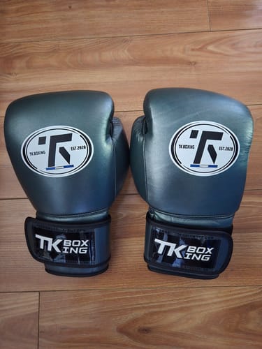 Customer photo review of Premium Training Gloves