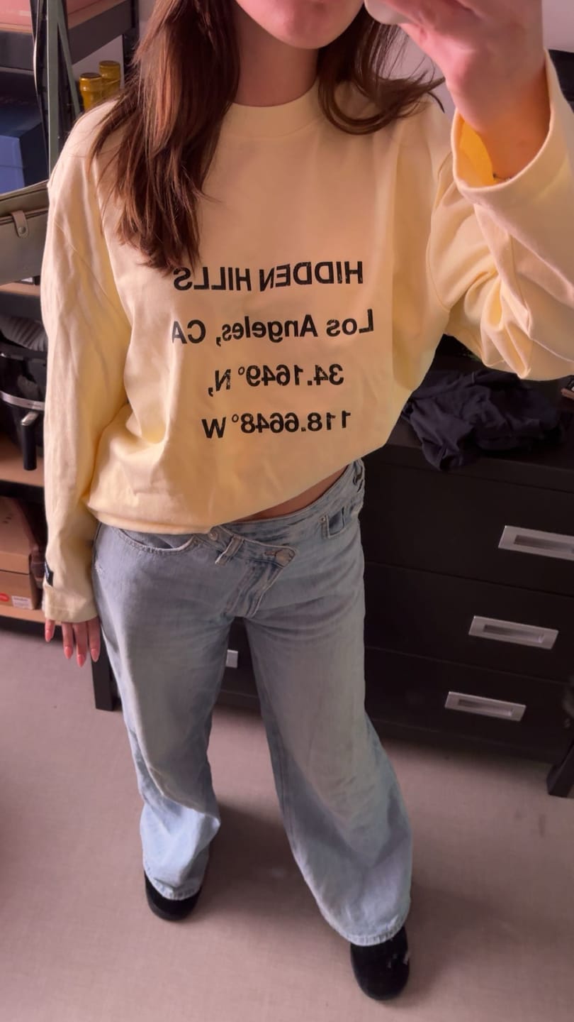 Customer photo review of VINTAGE LOGO LONGSLEEVE T-SHIRT BUTTER YELLOW