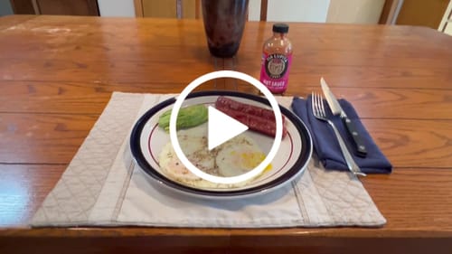 Customer video review of Tia Lupita Hot Sauce
