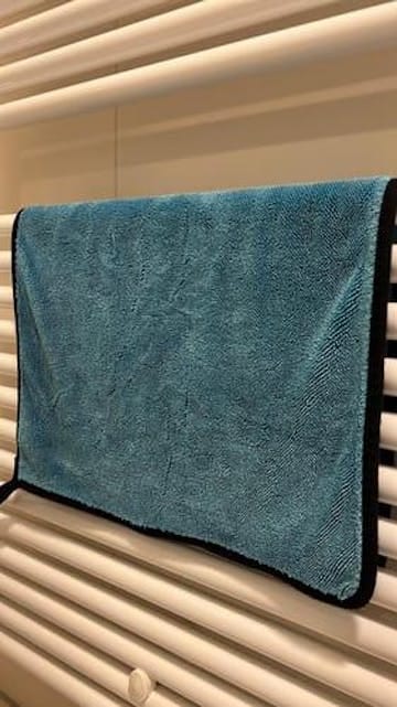 Customer photo review of OneWipe - Csíkmentes Törölköző + AJÁNDÉK Tiszta Otthon Csomag