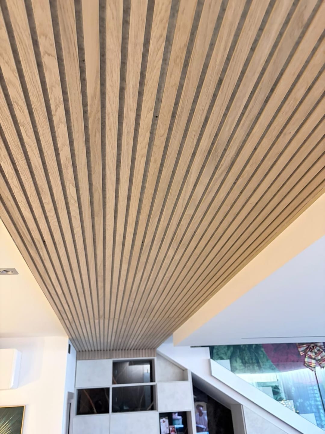 Customer photo review of Dogato acustico in legno | Rovere Chiaro con Feltro Grigio