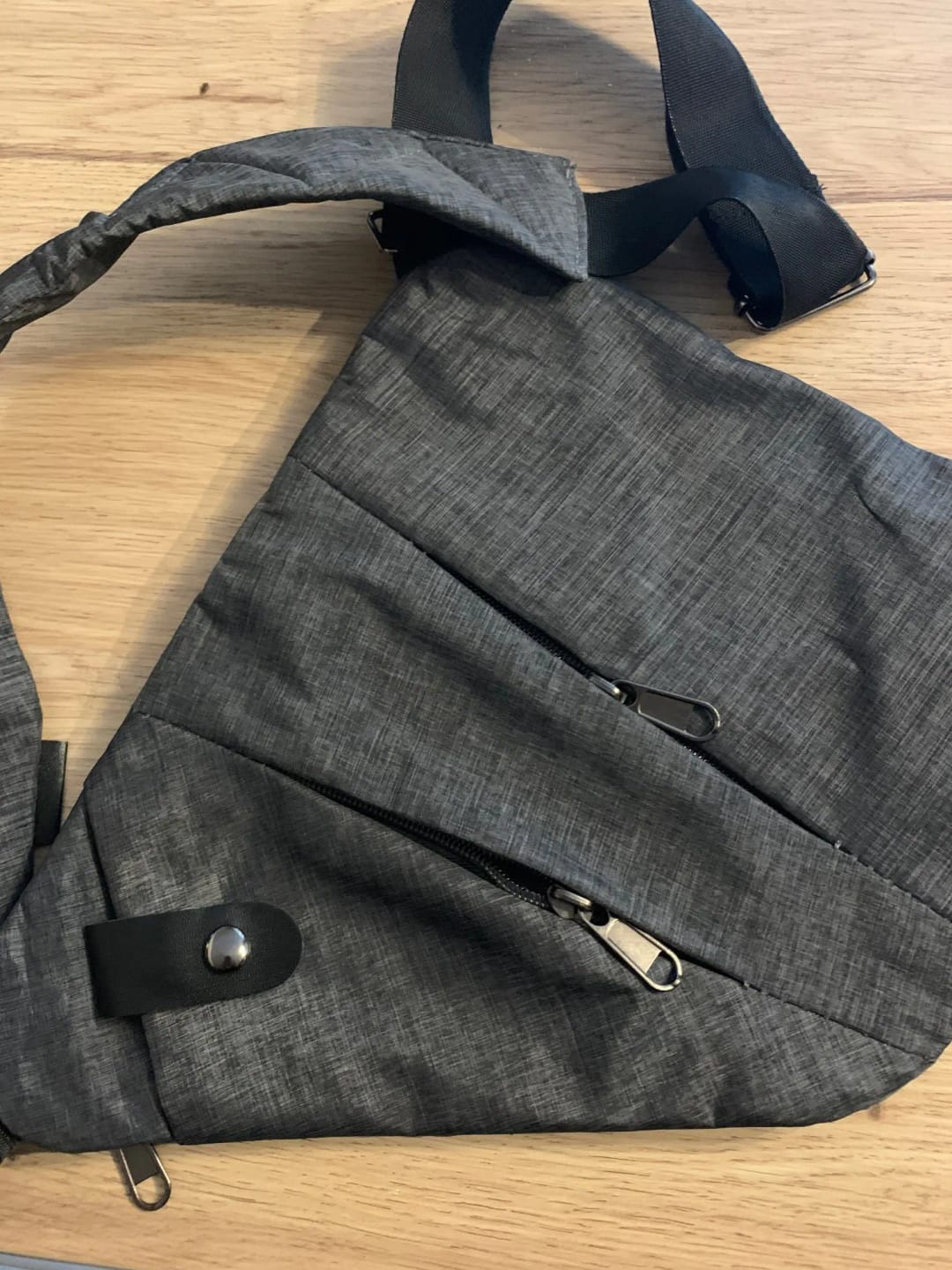Customer photo review of SecuBag | Anti-Theft Urban Crossbody Bag