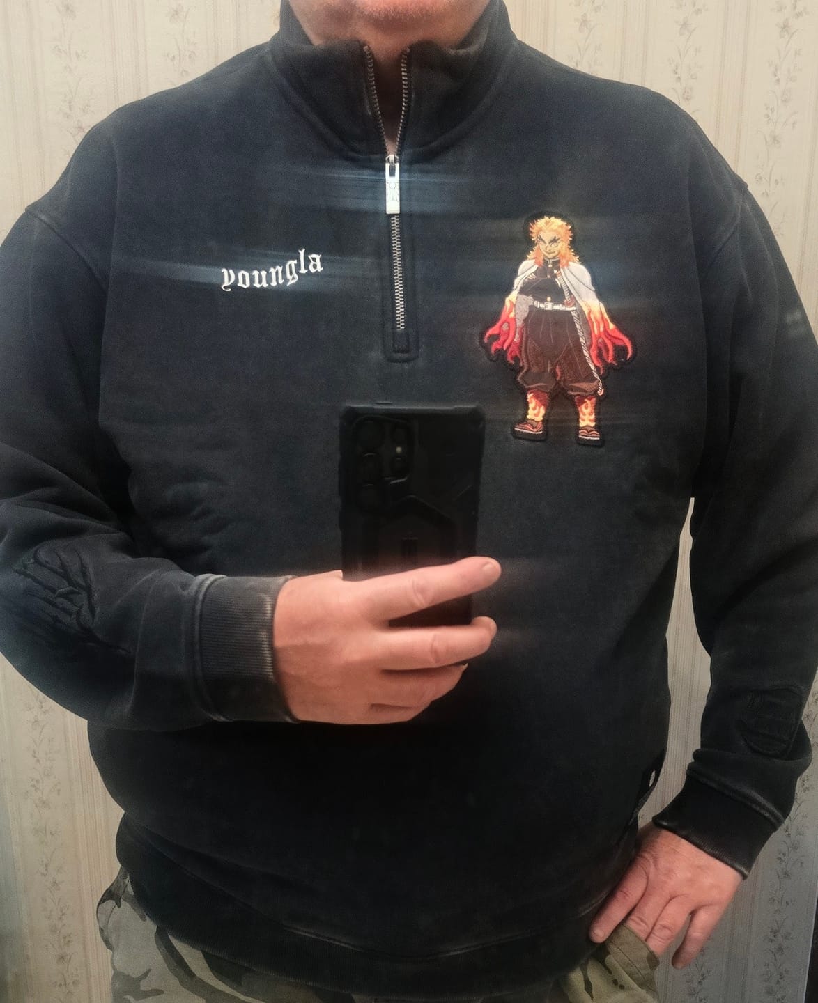 Customer photo review of 5068 - Demon Slayer: Kimetsu no Yaiba - Hoodies