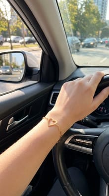 Customer photo review of Bransoletka Dopasowanych Serc