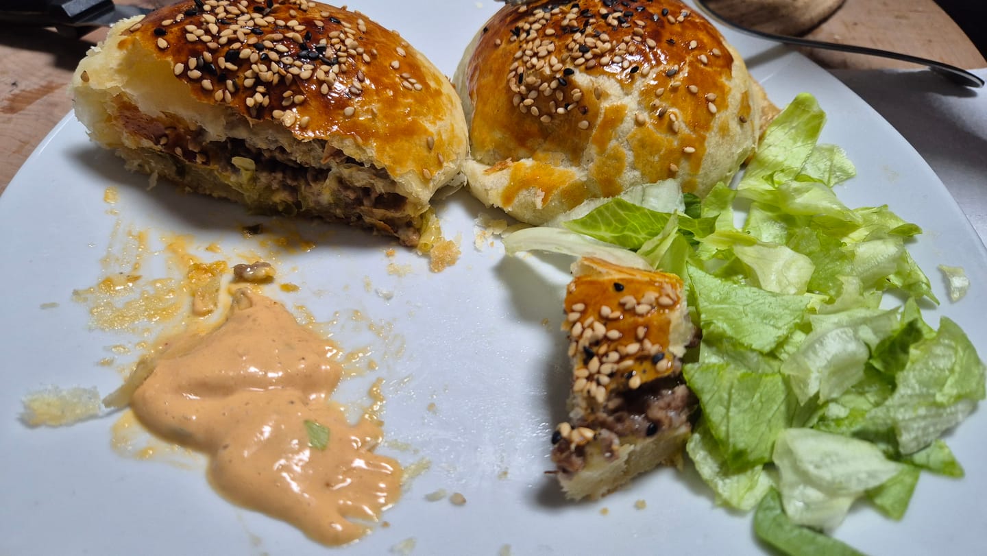 Customer photo review of ALL-T1ME Burger Sauce 500ml