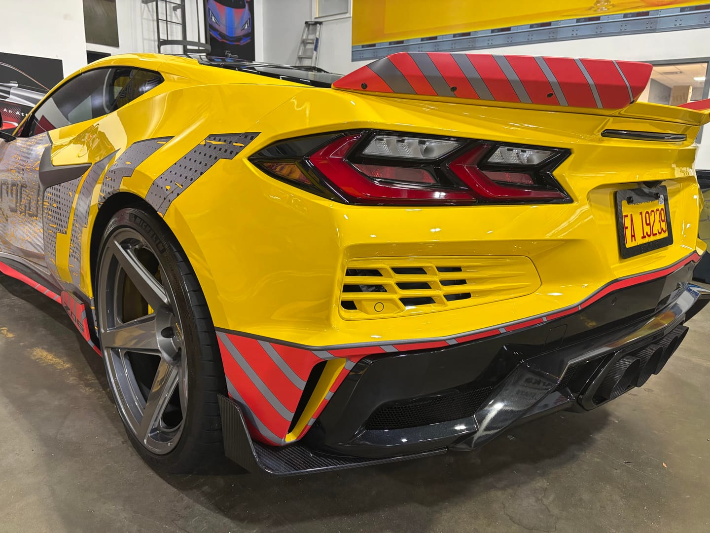 Customer photo review of C8 Corvette Z06 / E-Ray Dry Carbon Fiber Rear Diffuser Side Splitter Blades – OEM Mount