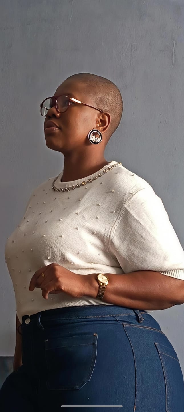 Customer photo review of Gold Diva Earrings