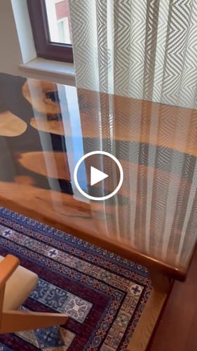 Customer video review of Ahşap Sandalye - Kayın Ağacı, Farklı Renk Kumaş Seçenekli ve Kolçaklı